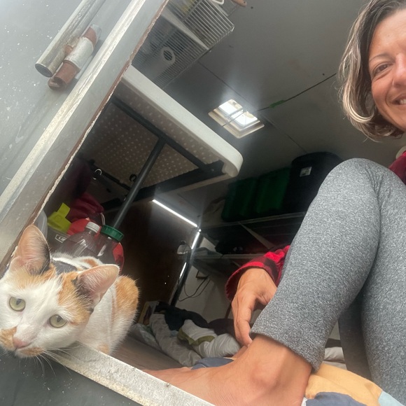 Meet your Posher, Shelly - Picture 5 of 9